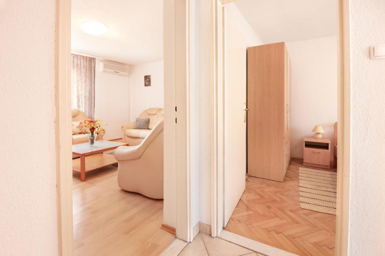 Apartments Milica Kaštela 外观 照片